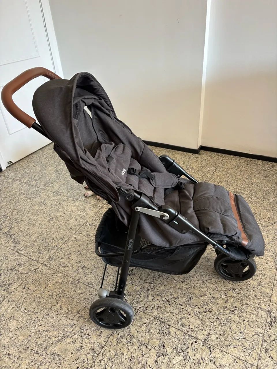 Carrinho de bebê Breeze Infanti - Foto 2