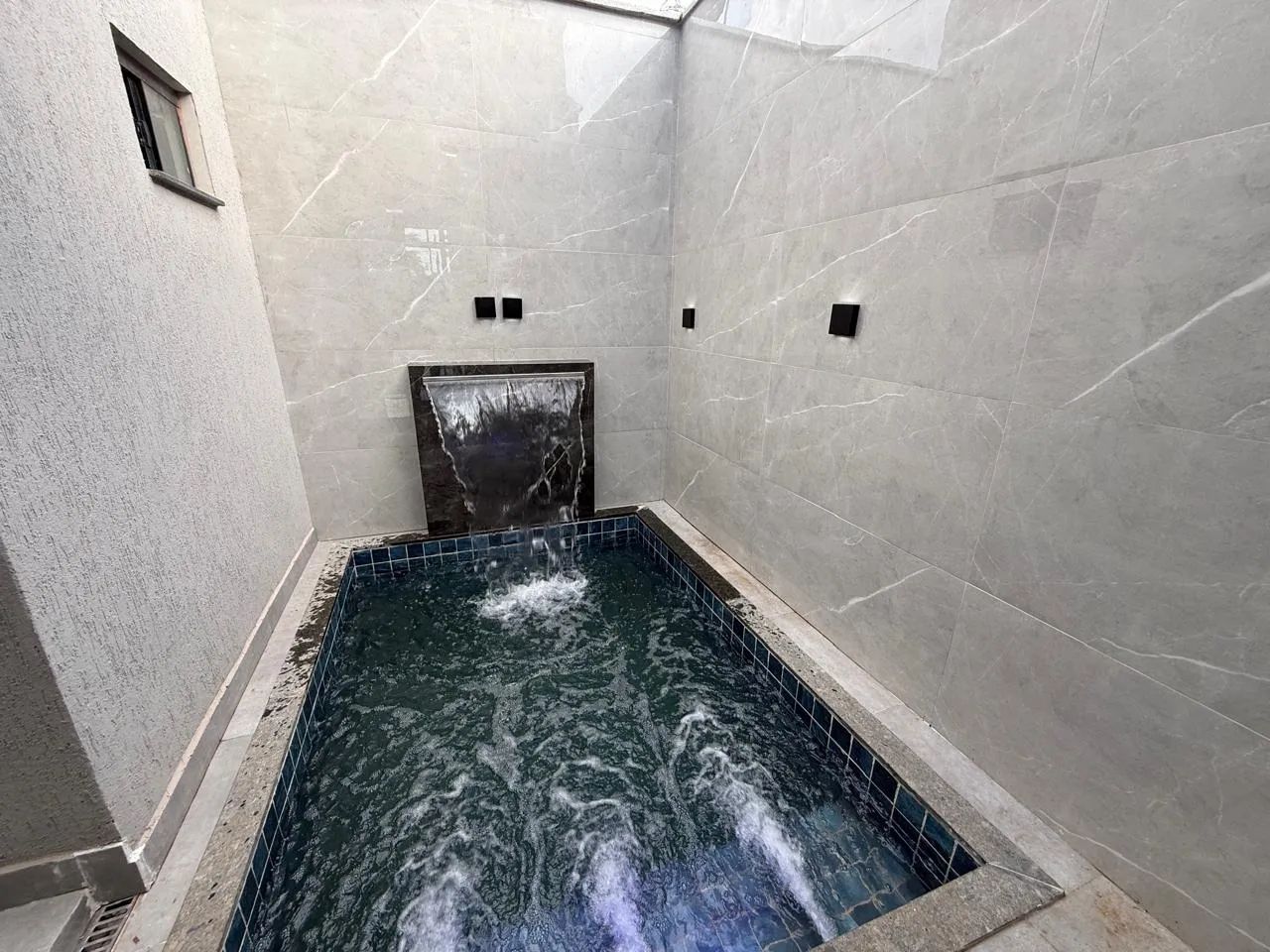 CASA 3 SUITES COM PISCINA JARDIM ELI FORTE - Foto 4