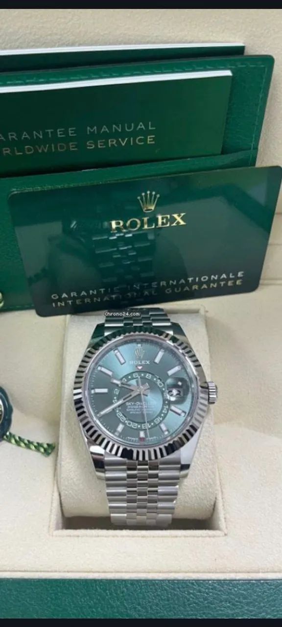 ROLEX Sky Dweller 