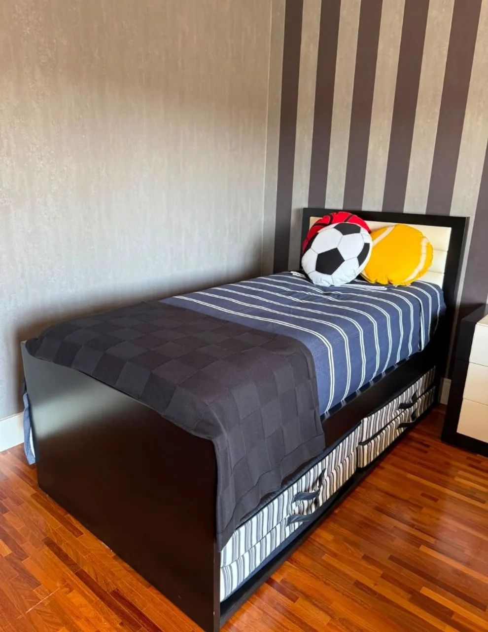 Cama de Solteiro com Colchão 