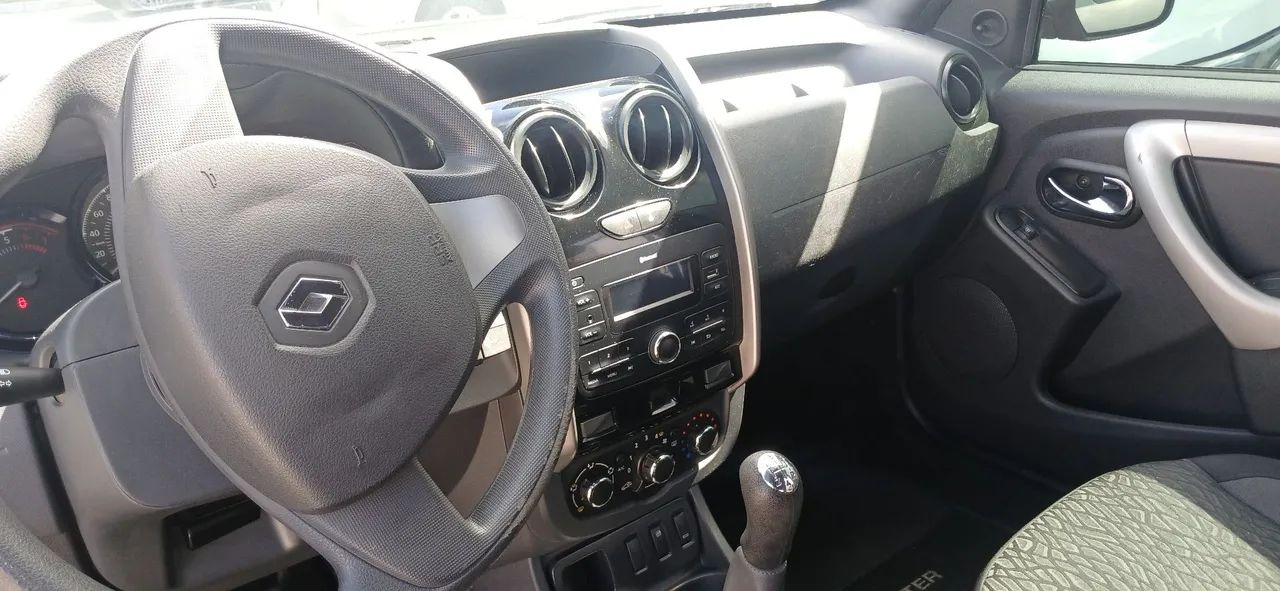 Renault Duster Expression 1.6 Hi-flex 16V Mec. 2018 - Foto 4