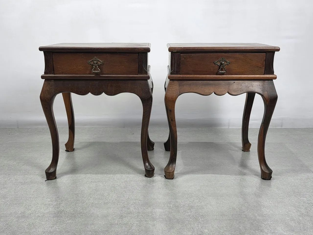 Par de cabeceira de cama estilo provençal 