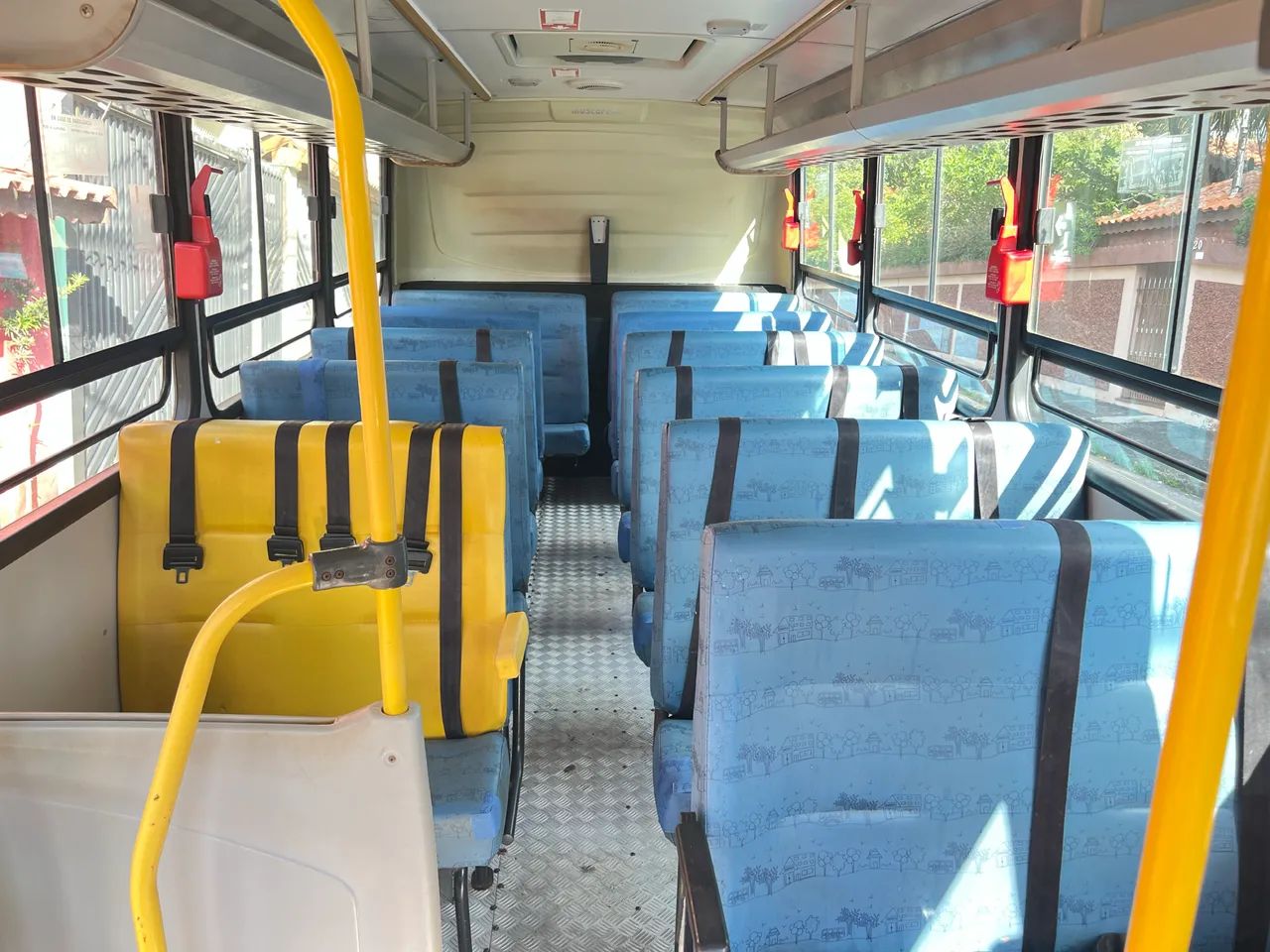 Micro ônibus iveco 2016  30 Lugares  70c17 Way Class  - Foto 4