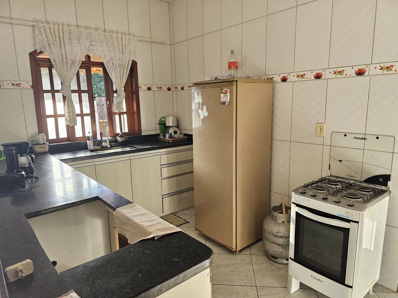 Bela casa com amplo espaço. - Foto 11