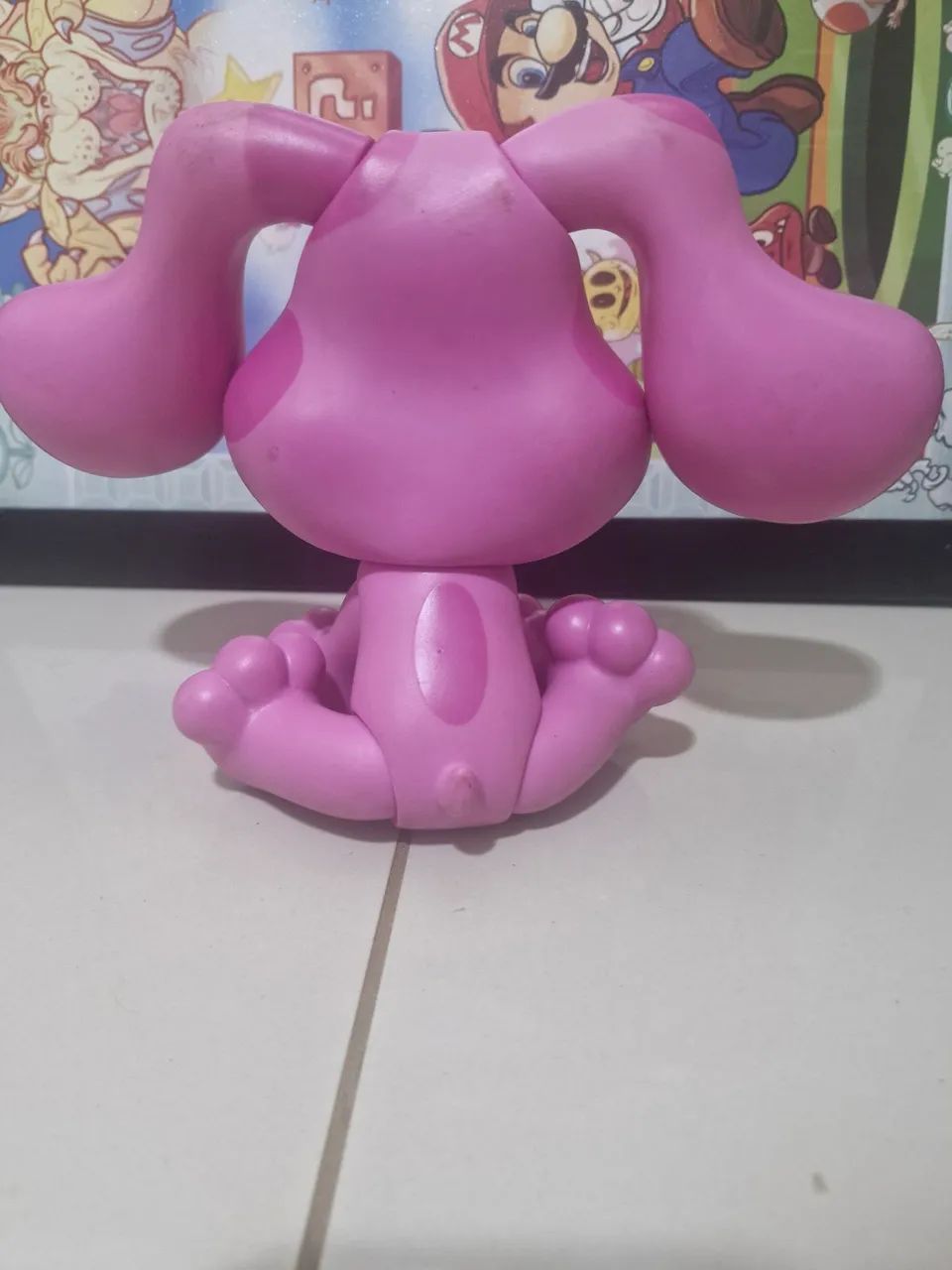 Boneca Magenta de Vinil - Foto 5