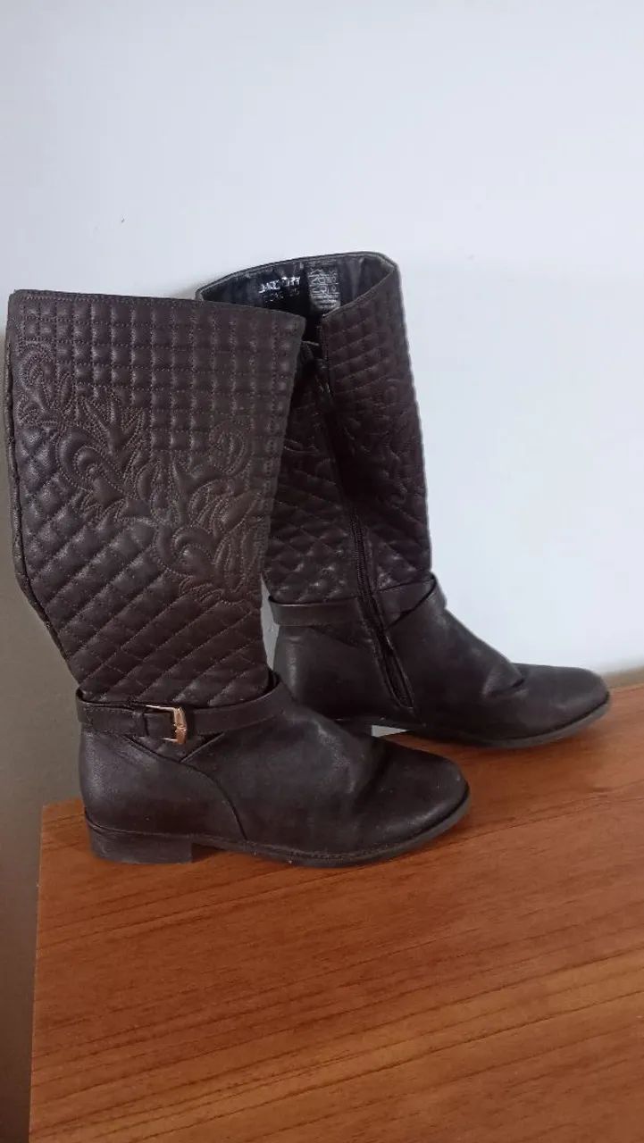 Bota feminina num 36