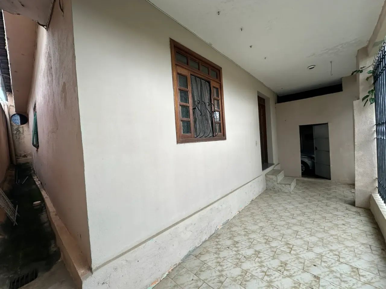 Casa com barracão em lote de 810m2 - Foto 3