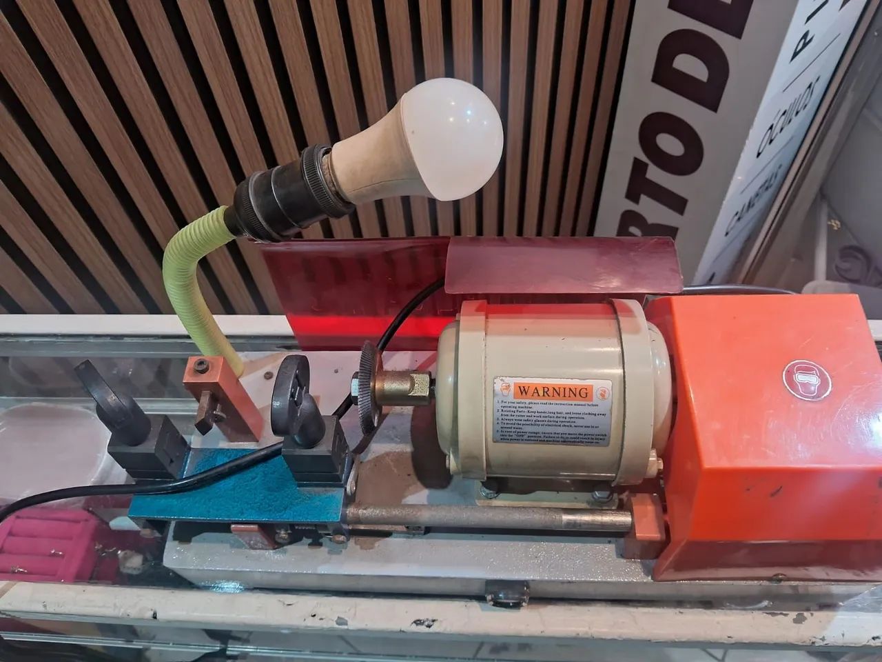 ? Máquina de Copiar Chaves Automática NOVA - Nunca Usada - Foto 3
