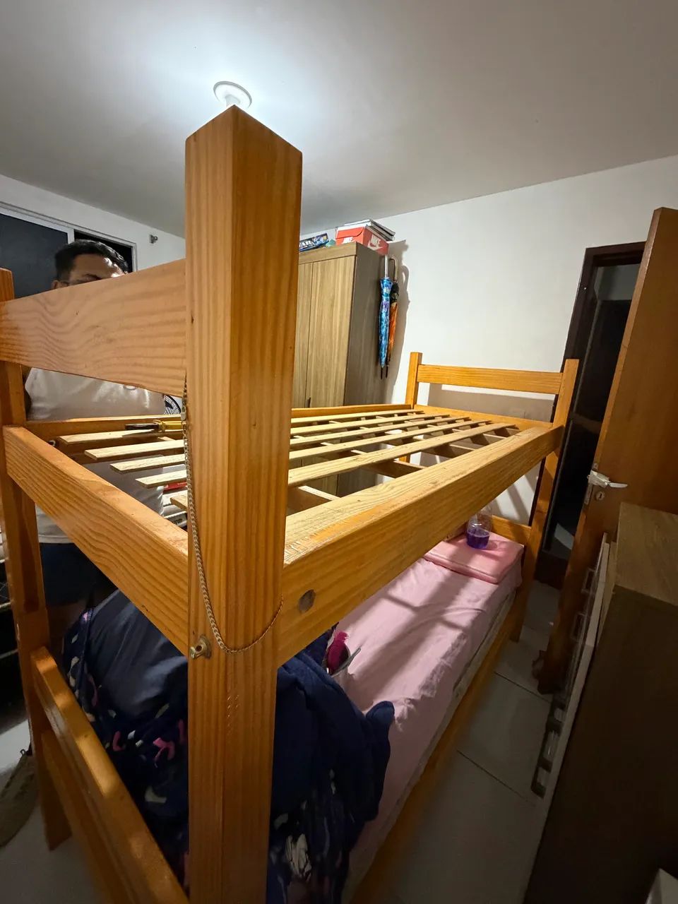 Cama solteiro 