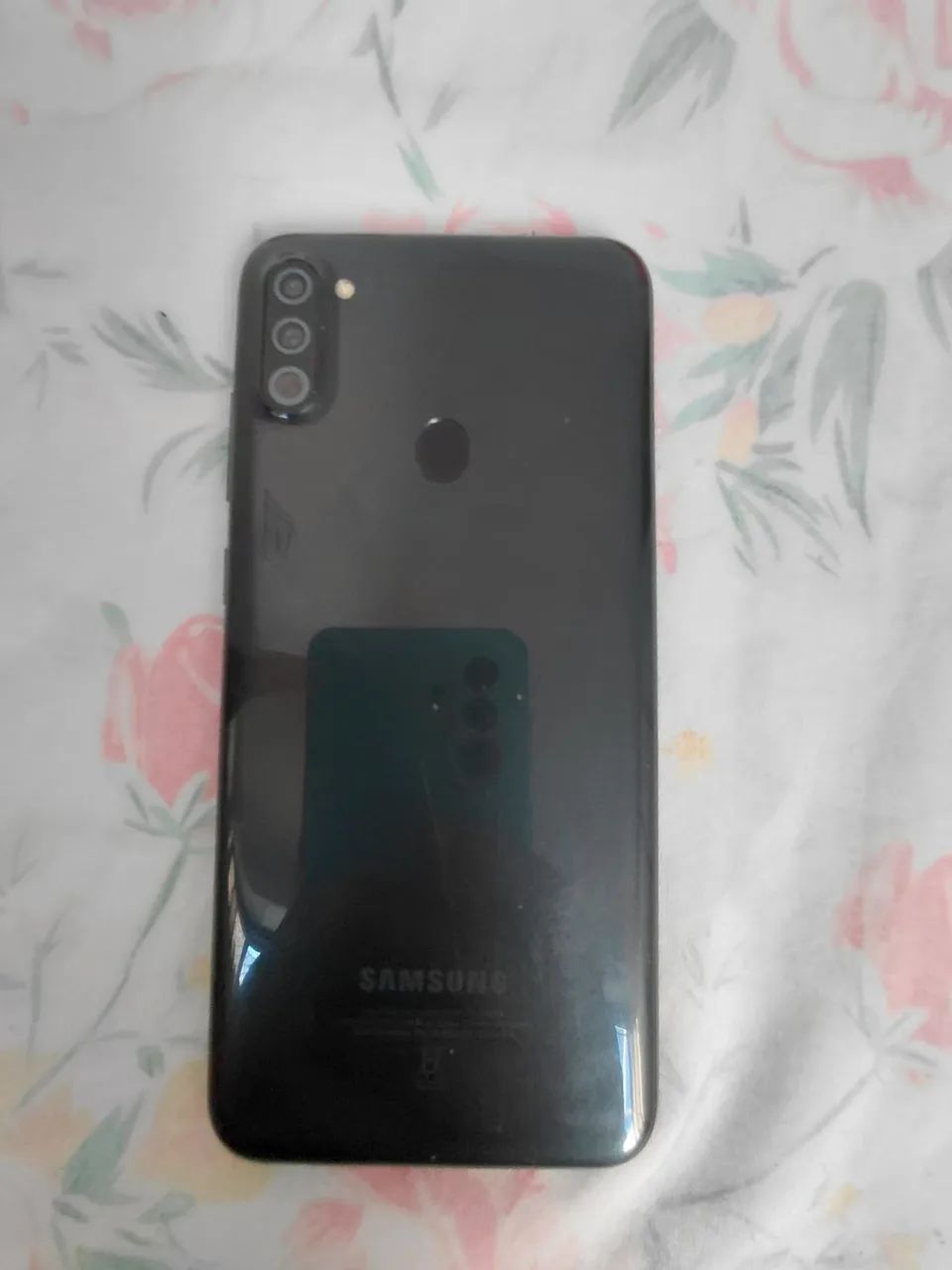 Samsung Galaxy A11 em perfeito estado de conservação, tela e câmera estão ótimas. - Foto 3