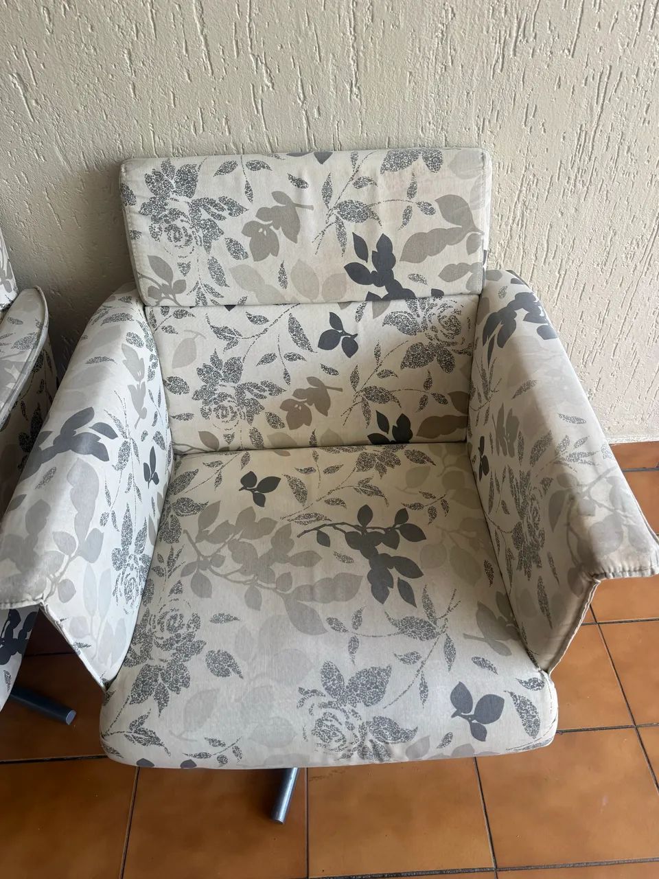 Jogo de poltrona giratória  - Foto 2
