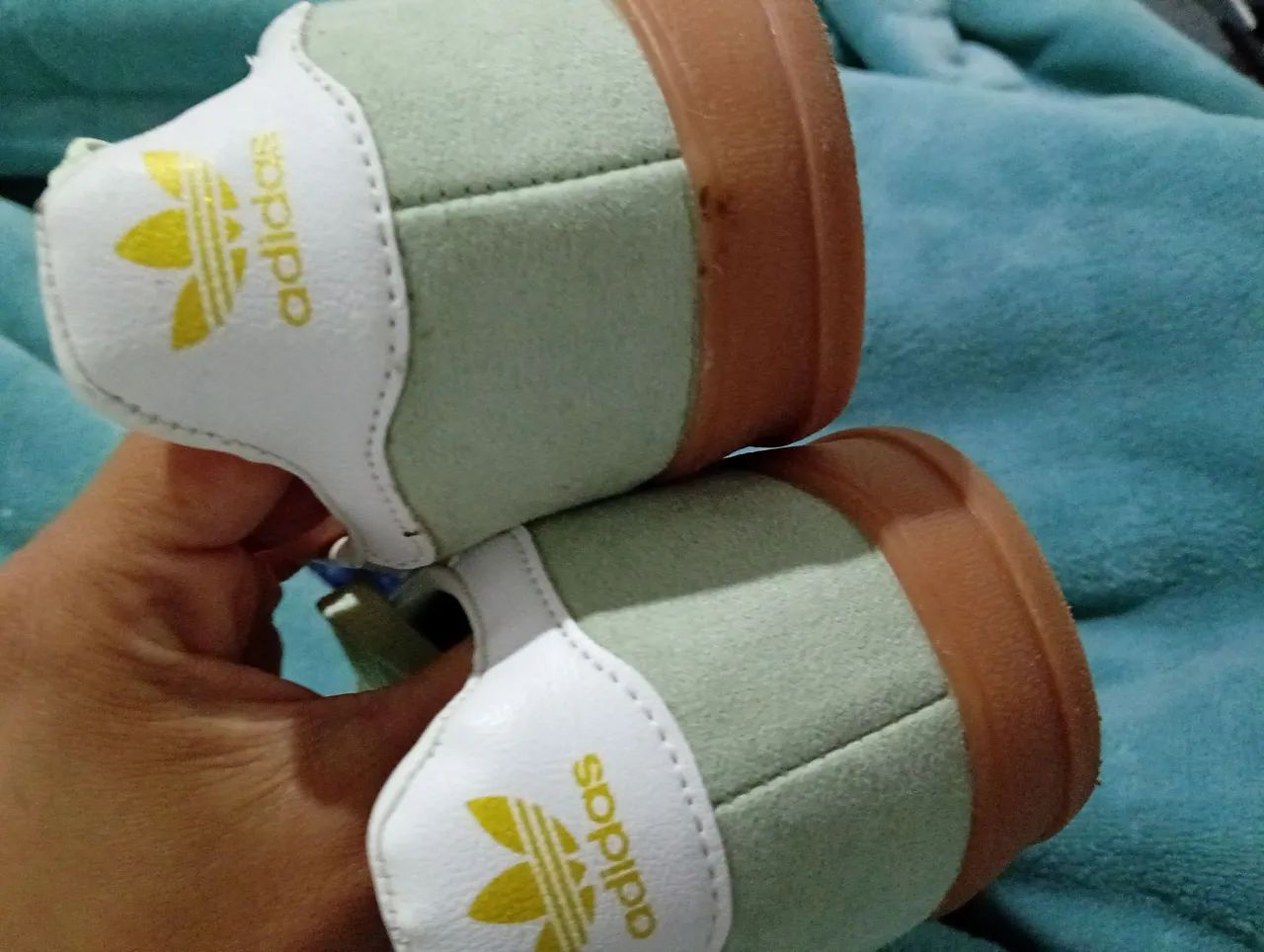 Tênis Adidas gazelle - Foto 3