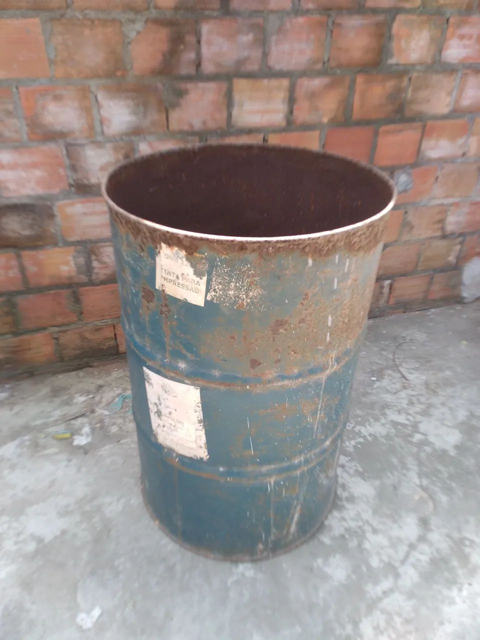 Tambor de 200 litros de metal 