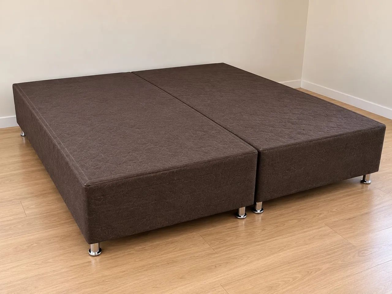 PROMOÇÃO - Base Box King Size bipartida em ótimo estado