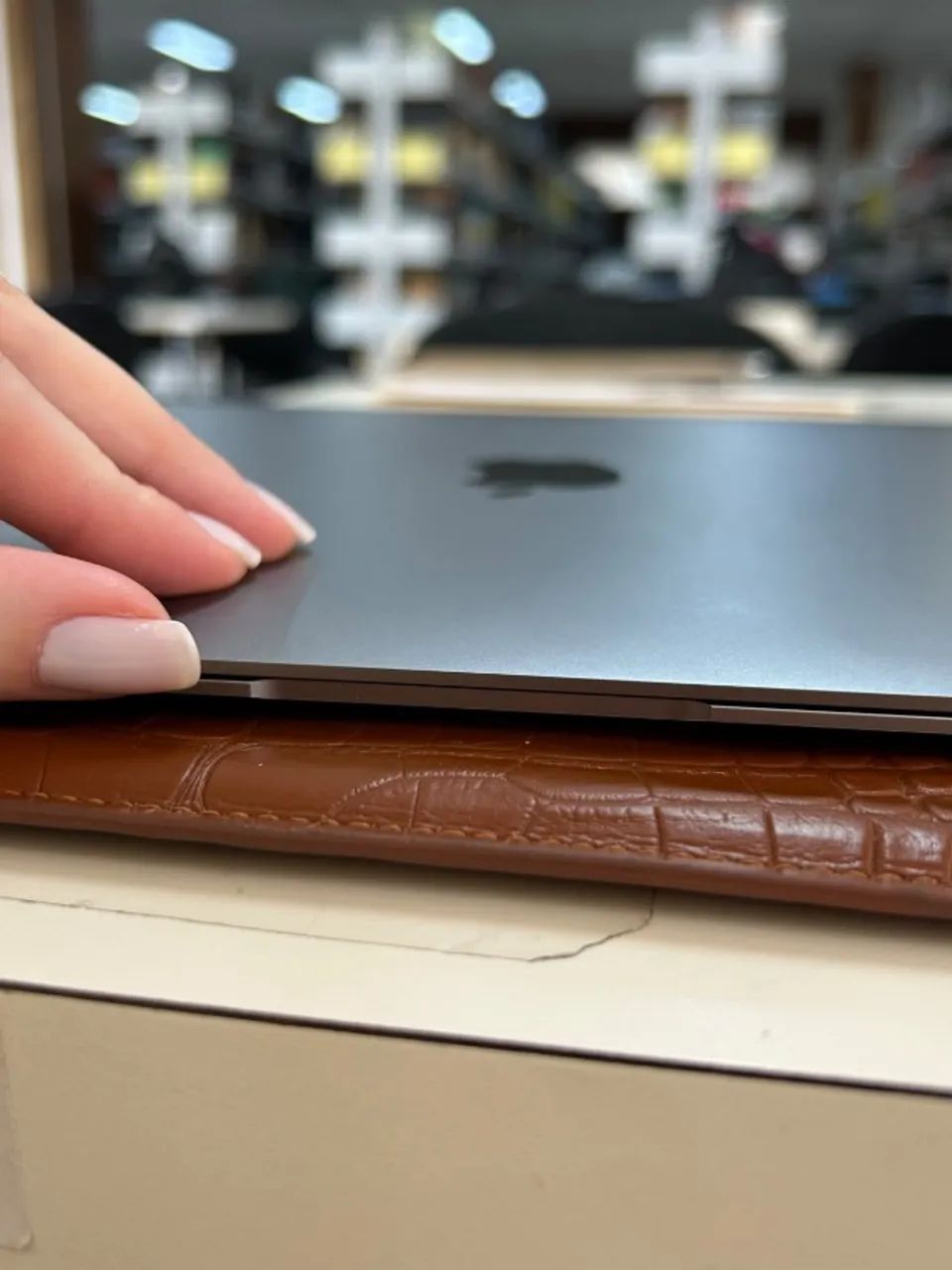 MacBook Air  2019  - Processador 1,6 GHz Intel Core i5 Dual-Core - Foto 4