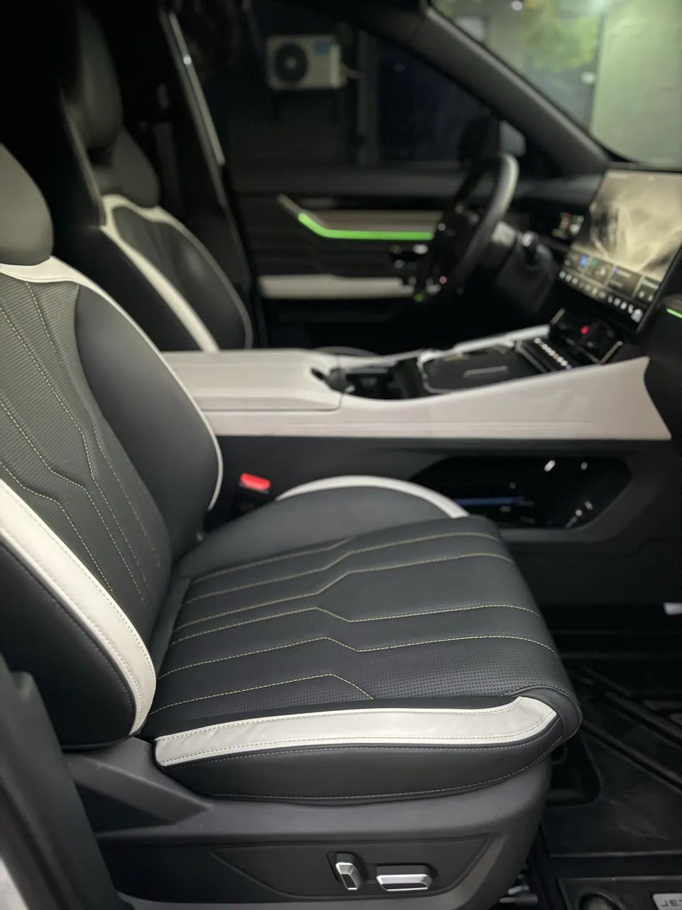Jetour S06 Premium 2027 - Foto 4