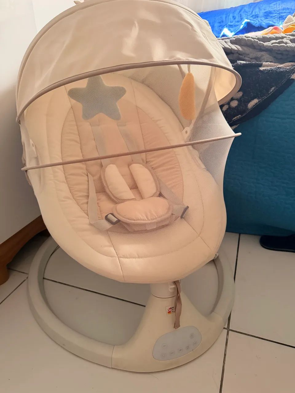 Cadeira de balanço e descanso elétrica 