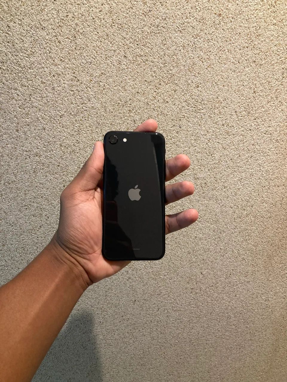 IPHONE SE 2020 PRETO - Foto 2