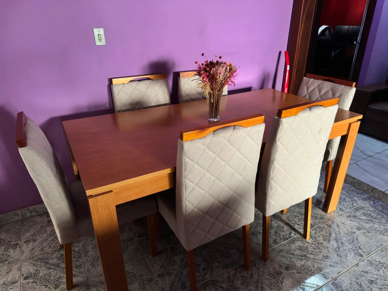 Mesa com cadeiras 