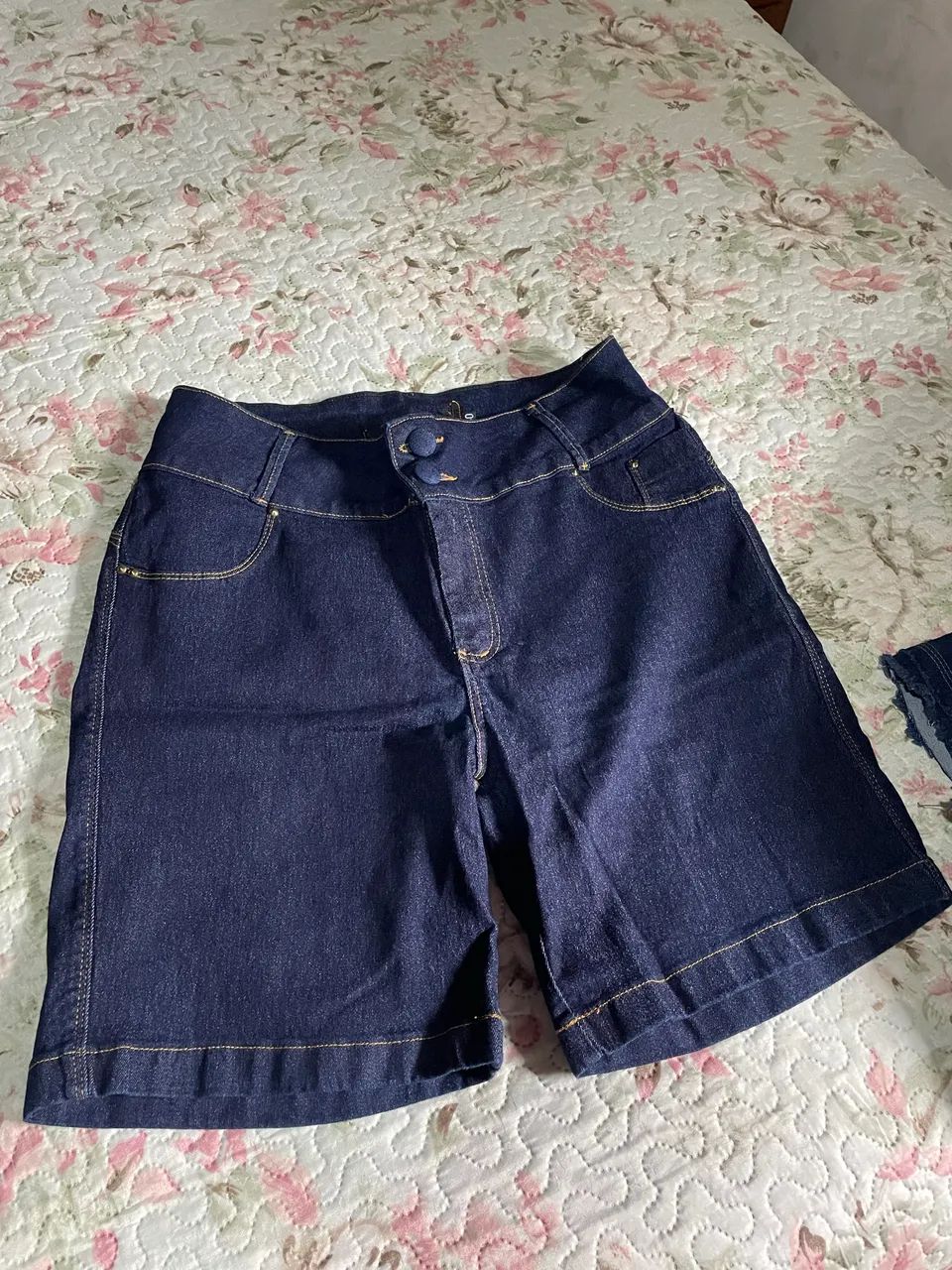 Várias peças de roupas feminina - Foto 2