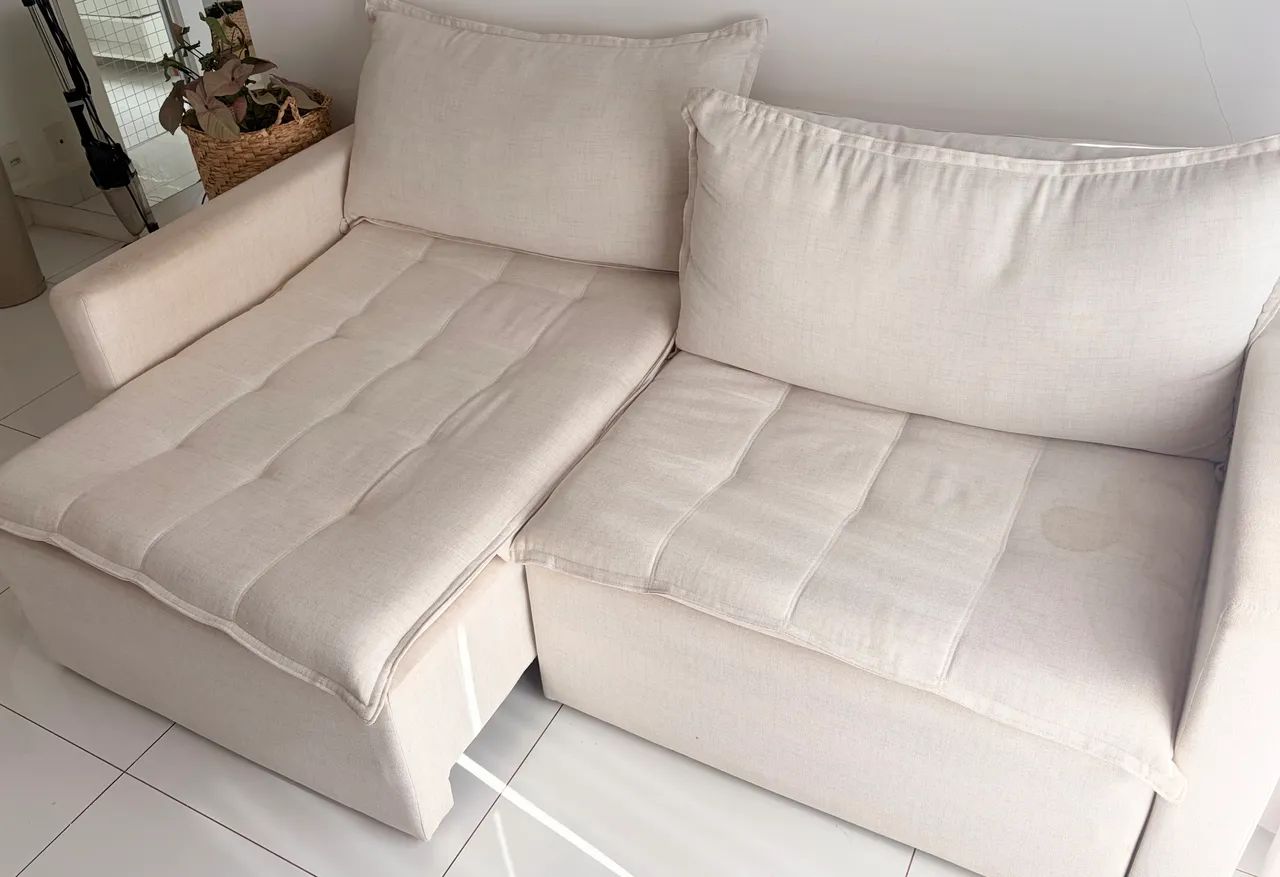 Sofá retrátil 3 lugares 2m cor creme - Foto 3