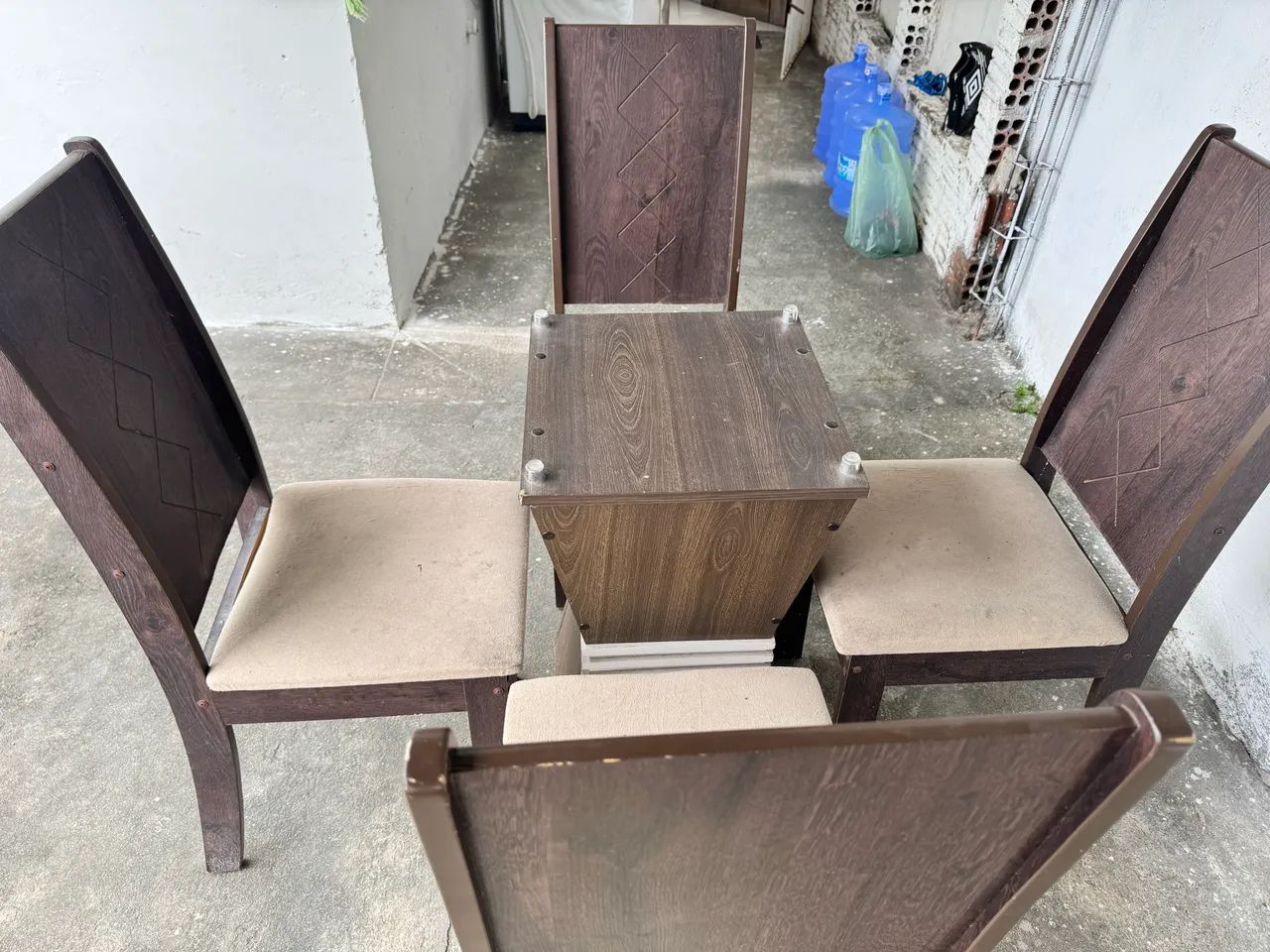 Vendo mesa com cadeiras  - Foto 5