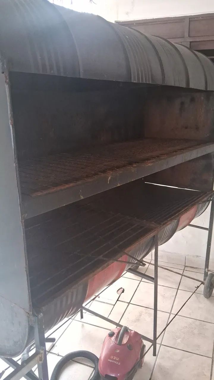 Churrasqueira para galetos e carnes - Foto 2