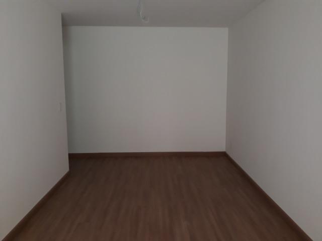 Apartamento Samambaia com 2 vagas - Foto 2