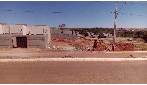 Lotes fácil apenas 150 reais por mês direto com a construtora - Foto 2