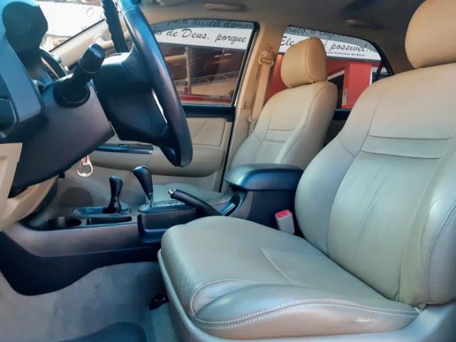 Toyota hilux sw4 2015 3.0 srv 4x4 7 lugares 16v turbo intercooler diesel 4p automÁtico - Foto 12