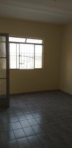 Aluga-se ótimo apartamento 3/4 - Foto 4