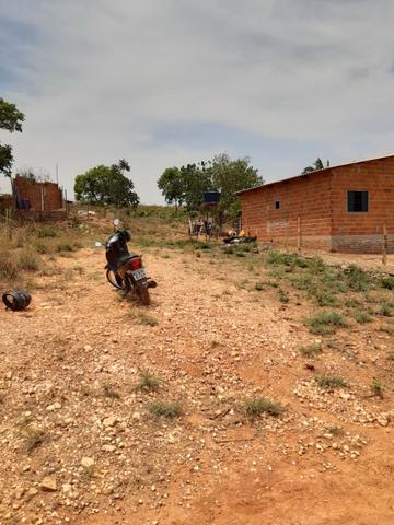 Vendo um terreno prox bairro Serra dourada várzea grande - Foto 2