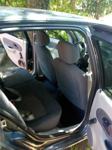 Clio 2003 11.000 - Foto 5