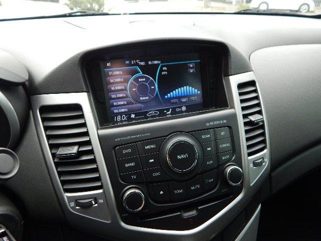 Cruze Sedan LT 1.8 Bancos em Couro/Multimidia Caska - Foto 15