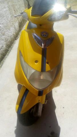 Suzuki Burgman CVT AT em dia (V/T)