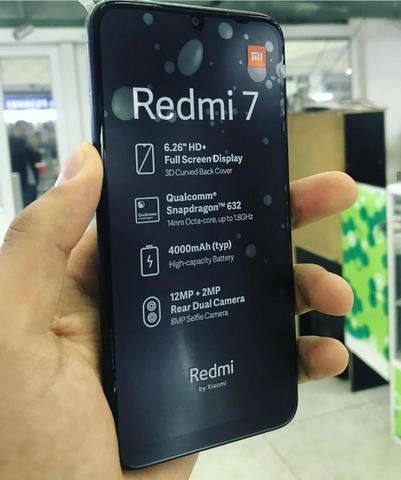 Celular Xiaomi Redmi 7 64GB 3RAM Versão Global Preto