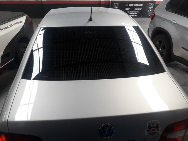 Polo Sedan 2.0 - Foto 3
