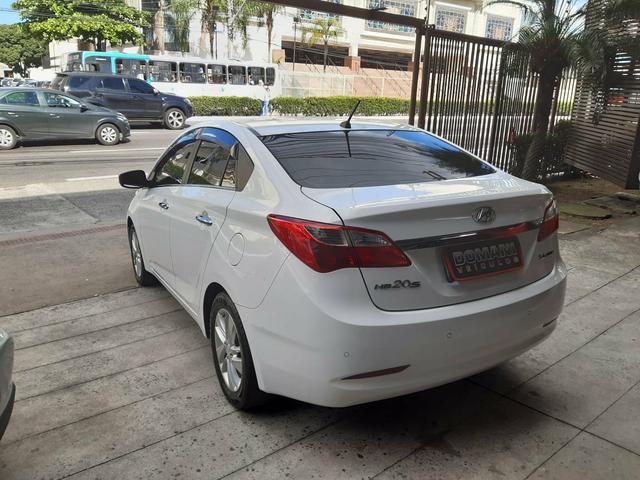 Hb 20 sedan premium 1.6 2015 manual - Foto 3