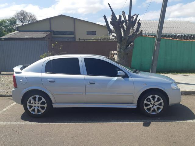 Astra 2011 44 mil km