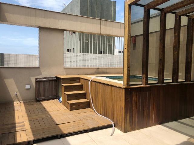 Murano Imobiliária aluga cobertura duplex com 04 quartos na Praia de Itapoã, Vila Velha -