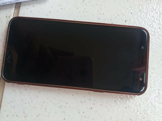 VENDO J6 com TV - Foto 6