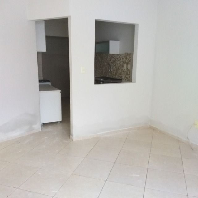 Apartamento 2/4 ótima localização /sem condomínio - Foto 8