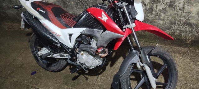 MOTO BROS 160 TOP.