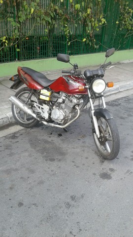 CBX 200 STRADA 2001 - PORTAO - Carros na Serra