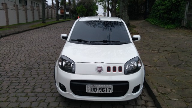 UNO SPORTING EVO 8V FLEX 4P