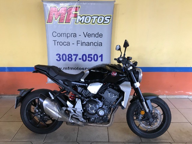 CB 1000R ANO:2019 PRETA 950KM