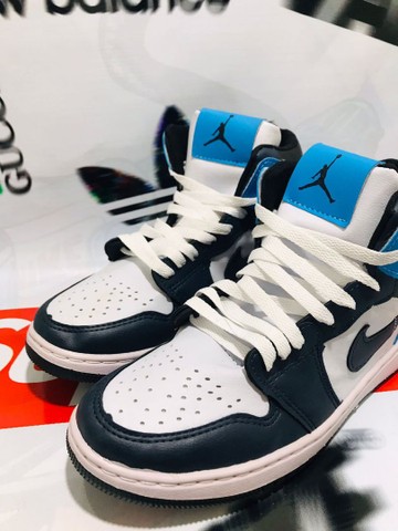 jordan 1 donker blauw