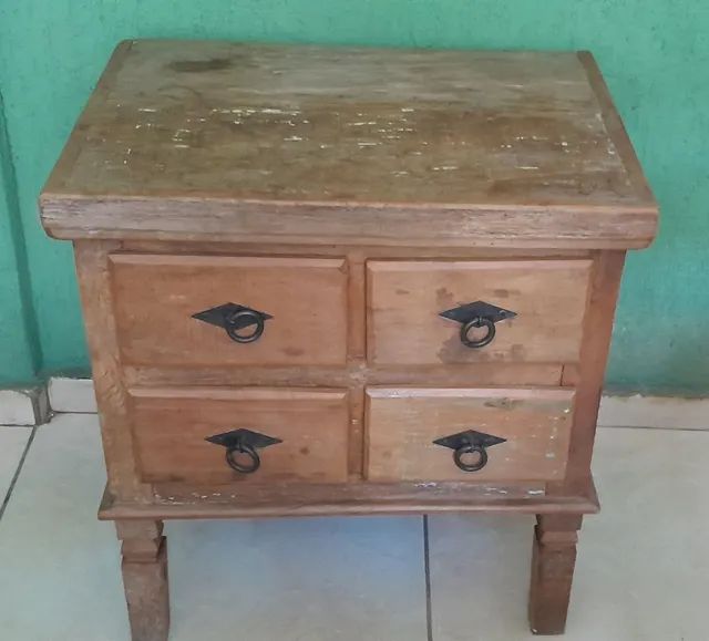 MESA DE CABECEIRA ESTILO CÔMODA DE MADEIRA DE DEMOLIÇÃO  - Foto 2
