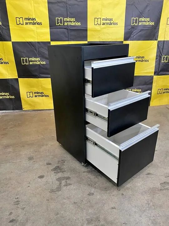 Carrinho auxiliar 3 gavetas 80x40x40
