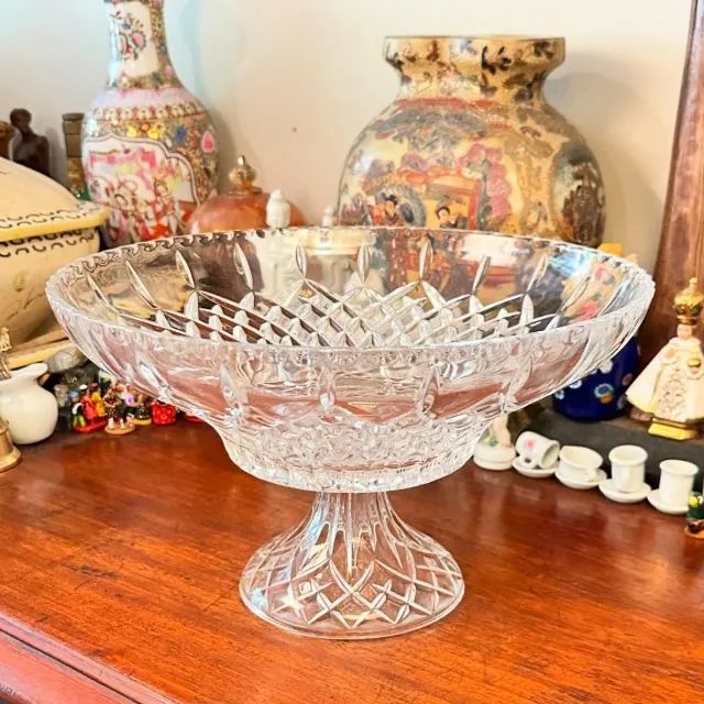 Centro de mesa em cristal com lapidação rica e detalhada. - Foto 3